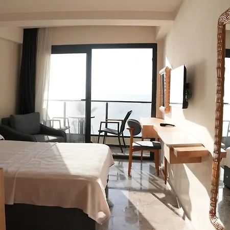 فندق Ciftlique Çeşme