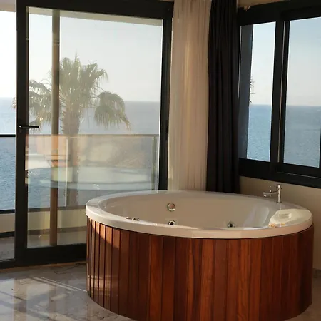 فندق Ciftlique Çeşme