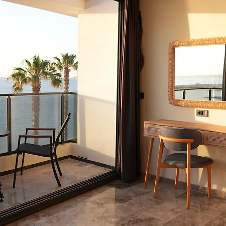 Ciftlique * Çeşme